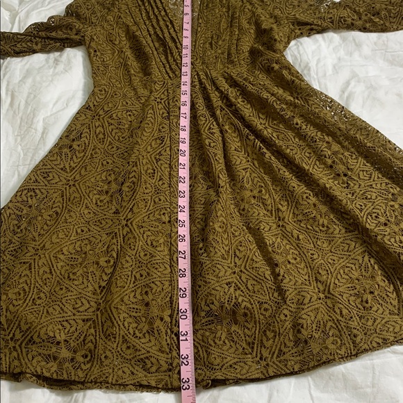 Free People Women’s Uptown Mini Dress Lace V-Neck Long Sleeve Olive‎ Boho Size 0 - Picture 10 of 10